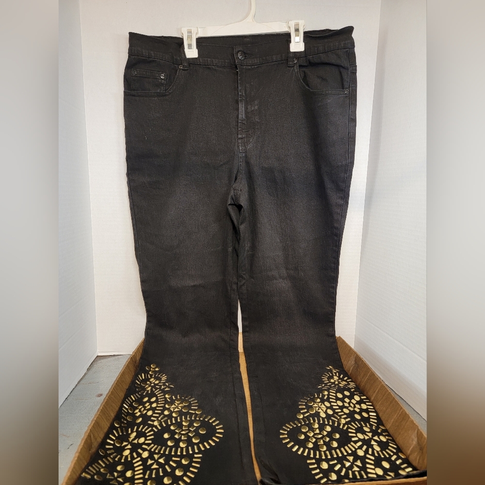 DG2 by Diane Gilman Indigo Black Denim Studded Stretch Boot-Cut Jeans Size 14